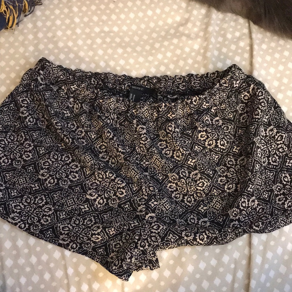 Forever 21 printed shorts